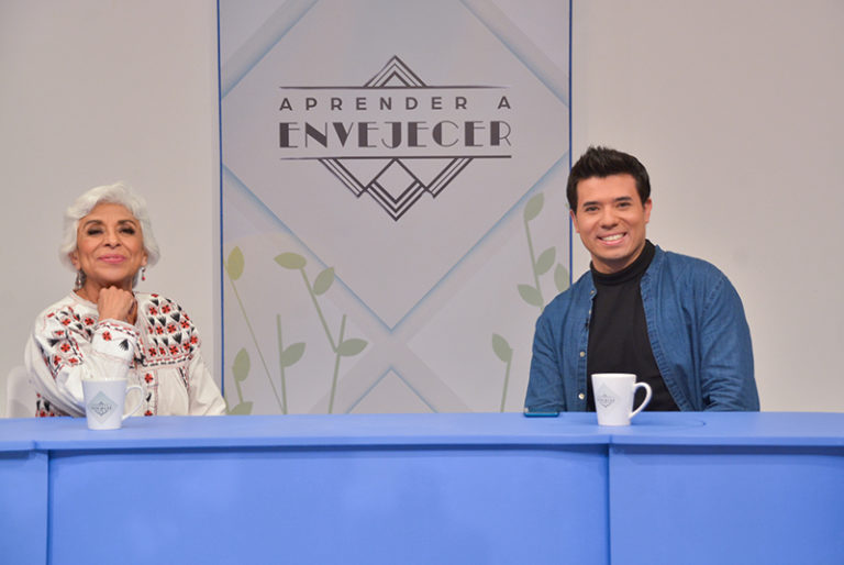 Paty Kelly con Alan Calvo -Zona Tecnológica-